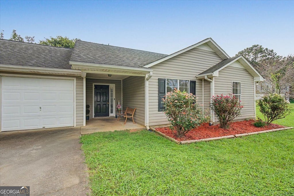Photo of 28 Autumn Ridge Drive, Euharlee, GA 30145 (MLS # 10822142)