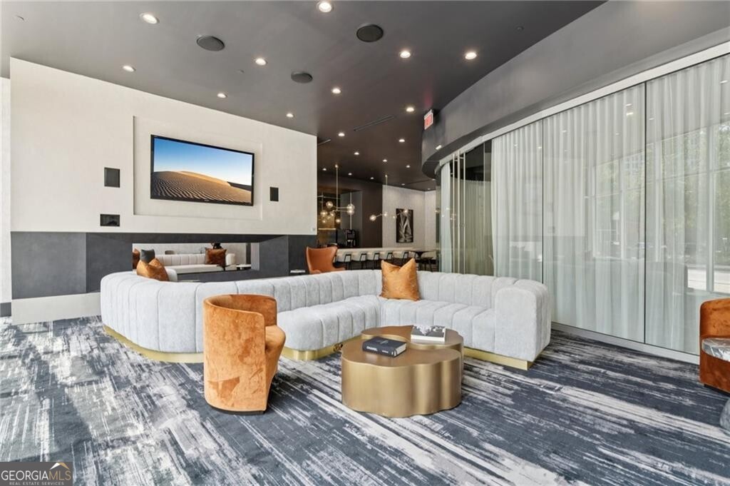 3324 Peachtree RD NE 1115