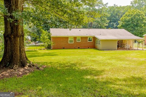 A home in Thomaston