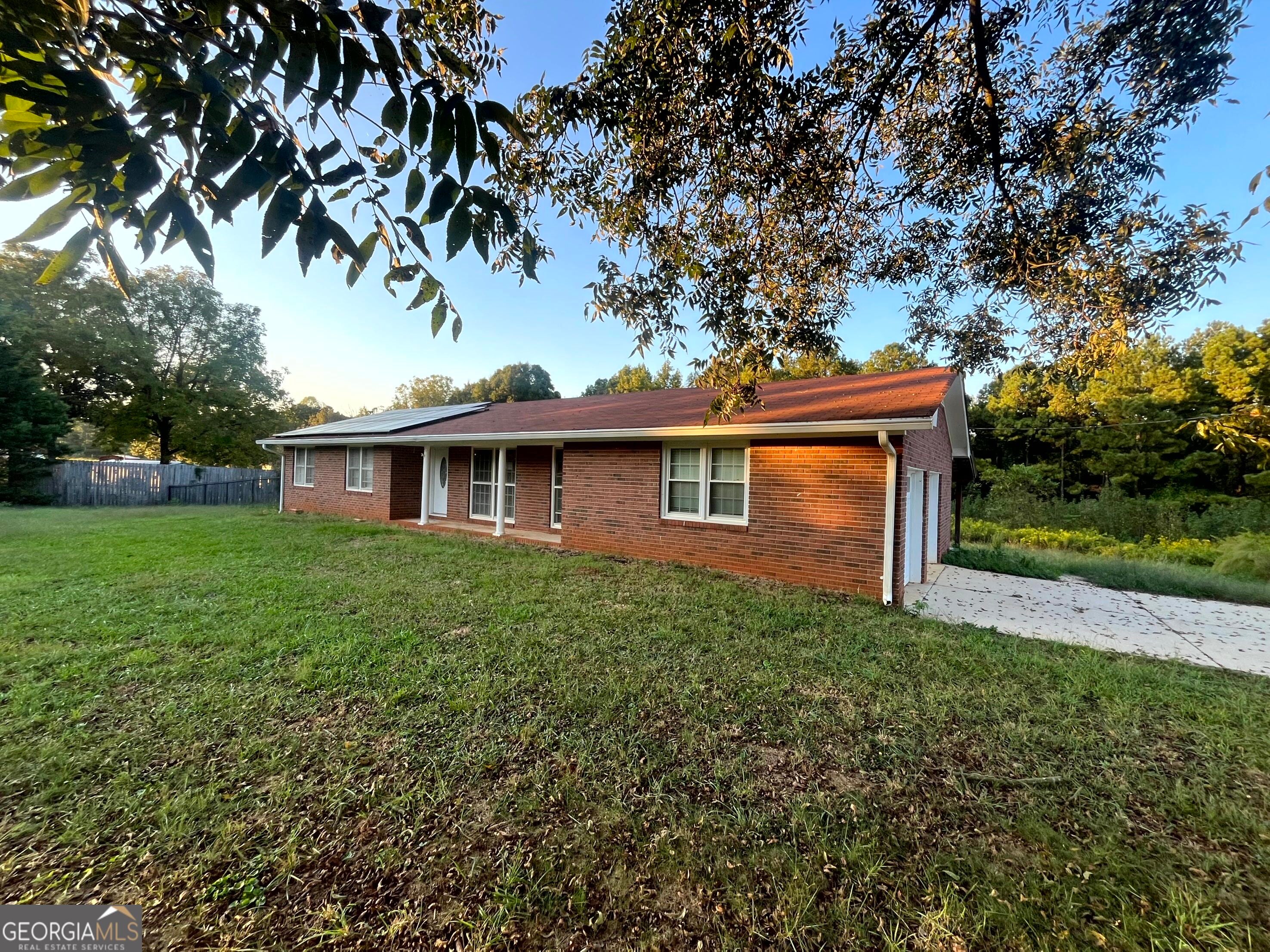 8750 Sandy Cross RD