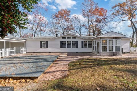 A home in Dahlonega