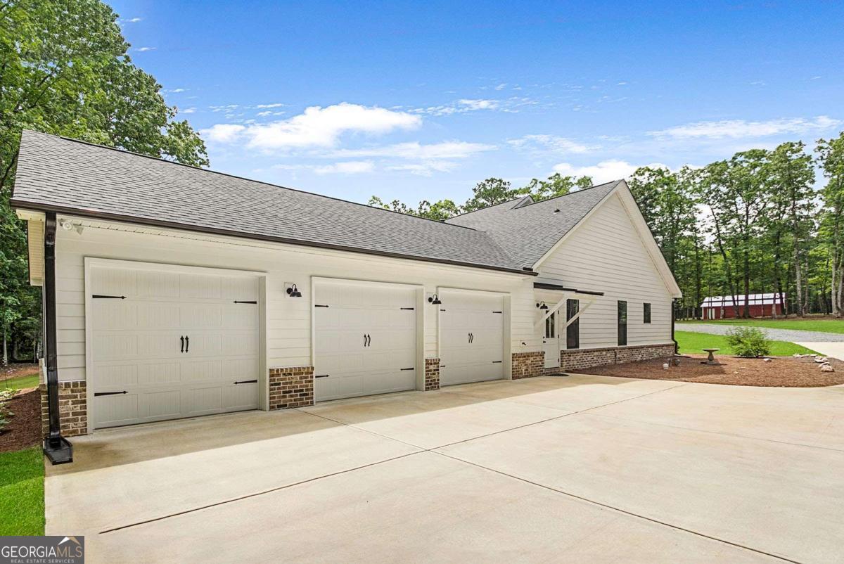 1505 Willis RD