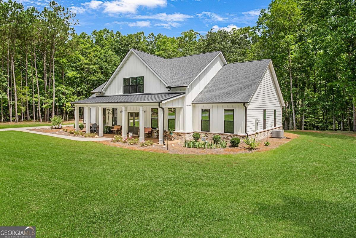 1505 Willis RD