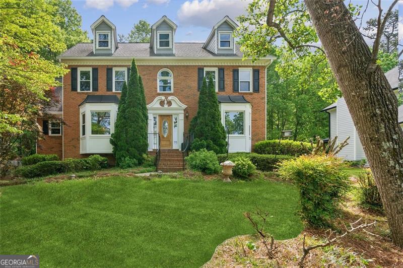 22 Oakwood HIlls DR