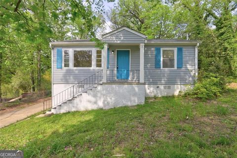 Photo of 4571 Shadow Lawn Drive, Macon, GA 31210 (MLS # 10609015) Photo of 4571 Shadow Lawn Drive, Macon, GA 31210 (MLS # 10609015)