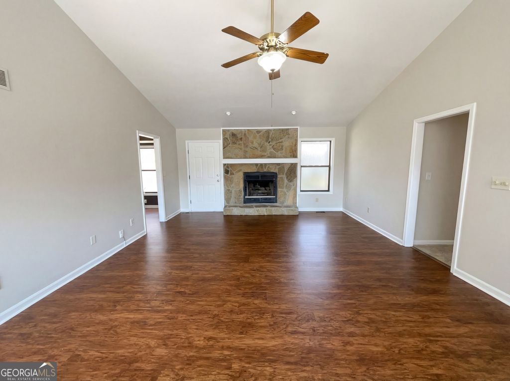 Photo of 2907 Emerald Lane, Acworth, GA 30102 (MLS # 10697662)