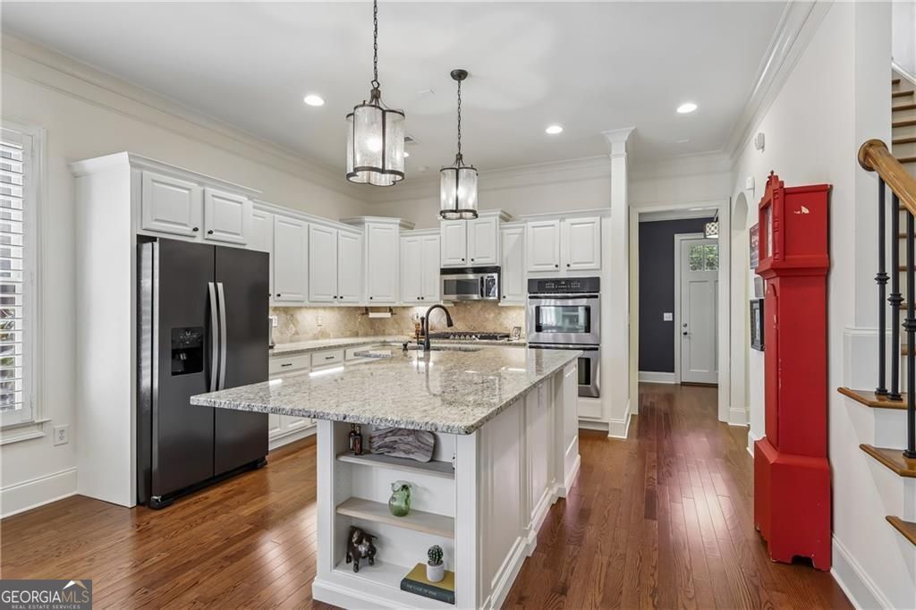 934 Grey Village CIR