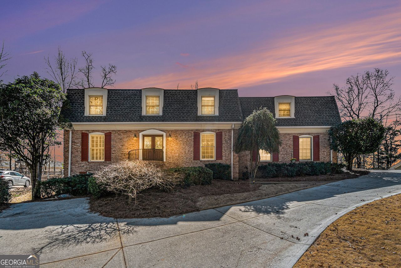 5545 WOODSONG