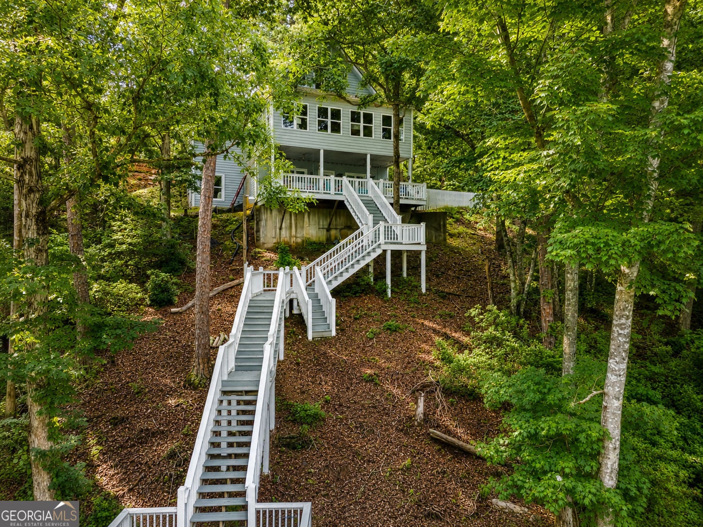 190 Raintree CT