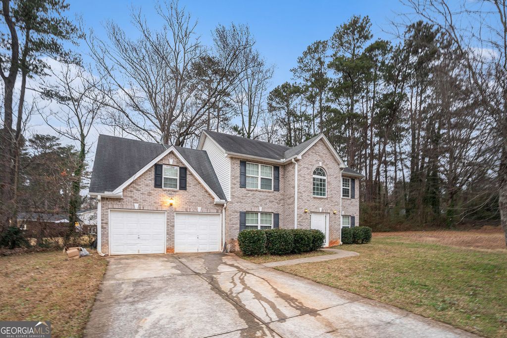 Photo of 4639 Ruby Forrest Drive, Stone Mountain, GA 30083 (MLS # 10661498)
