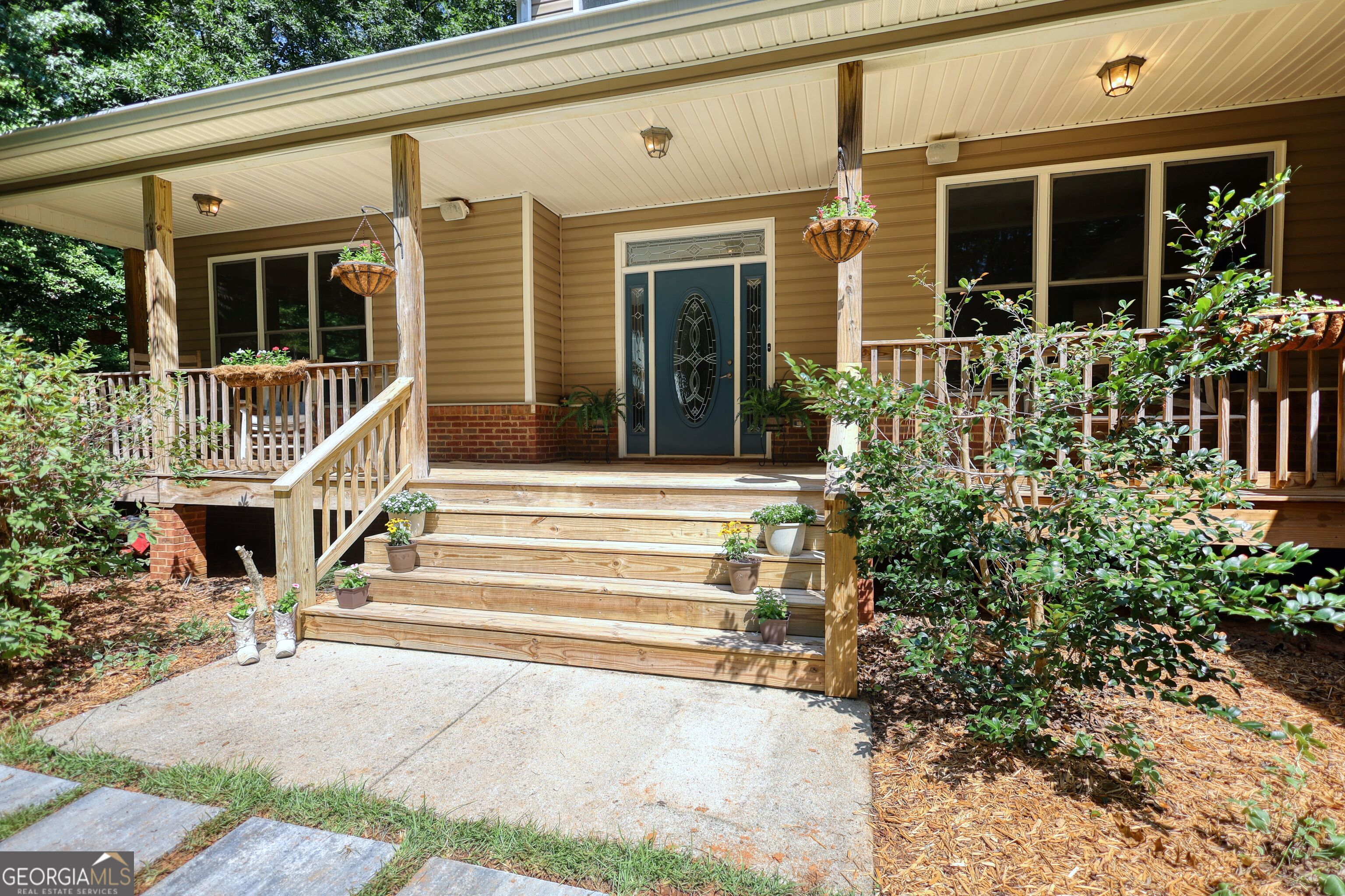 718 Fincher RD