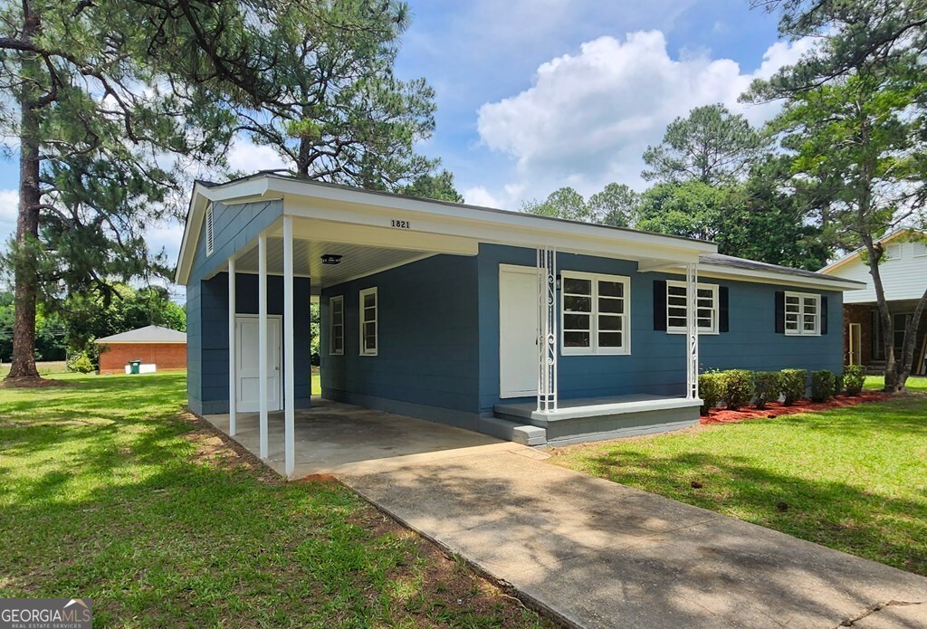1821 Samford DR