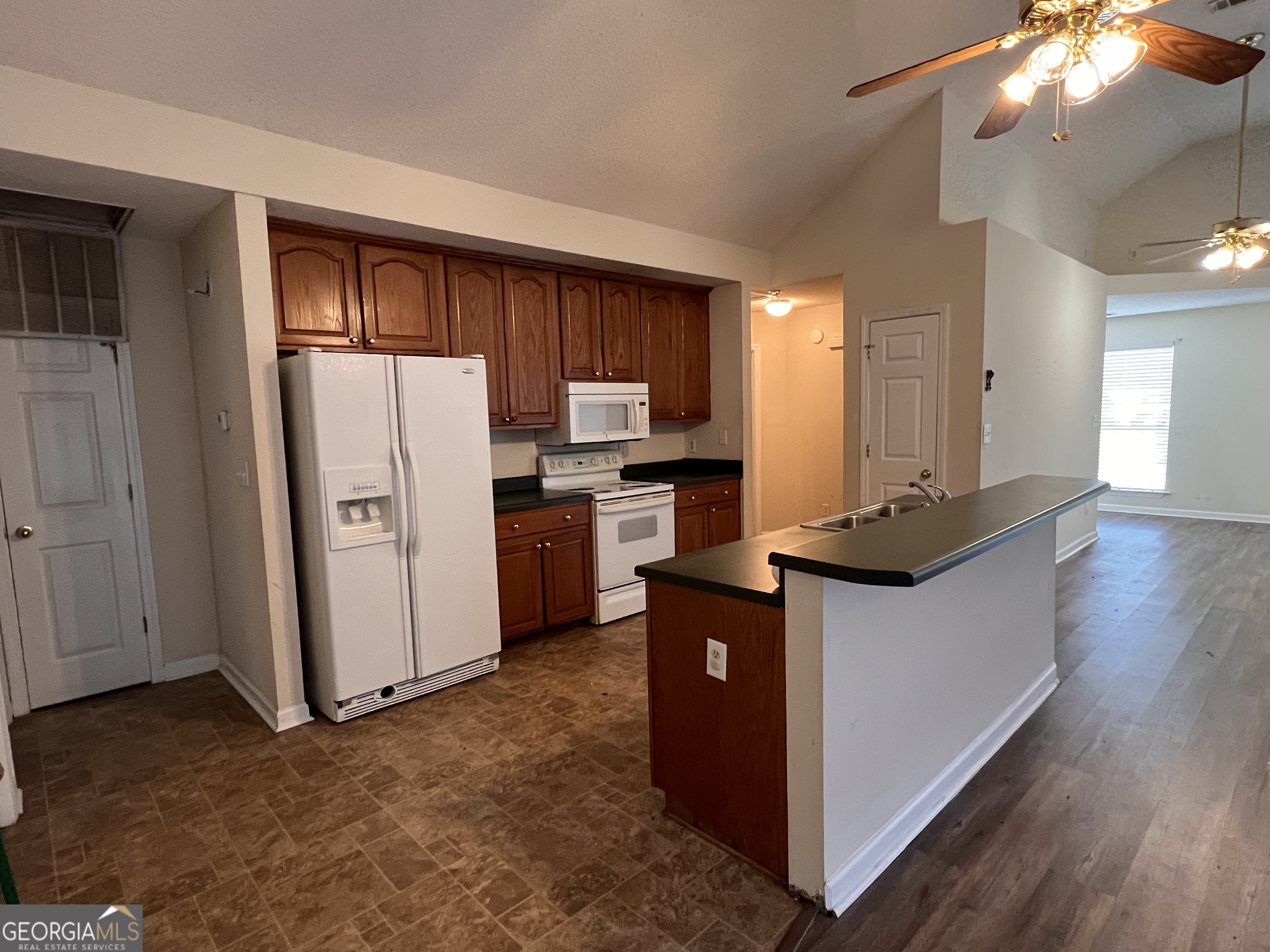 129 Rolling Woods CIR
