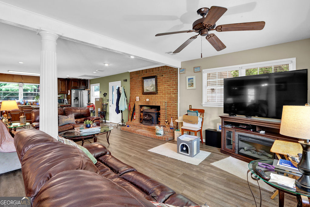1888 Buford Dam RD
