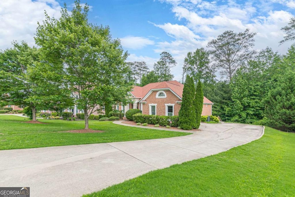 Photo of 2486 Gable Court SW, Atlanta, GA 30331 (MLS # 10786215)