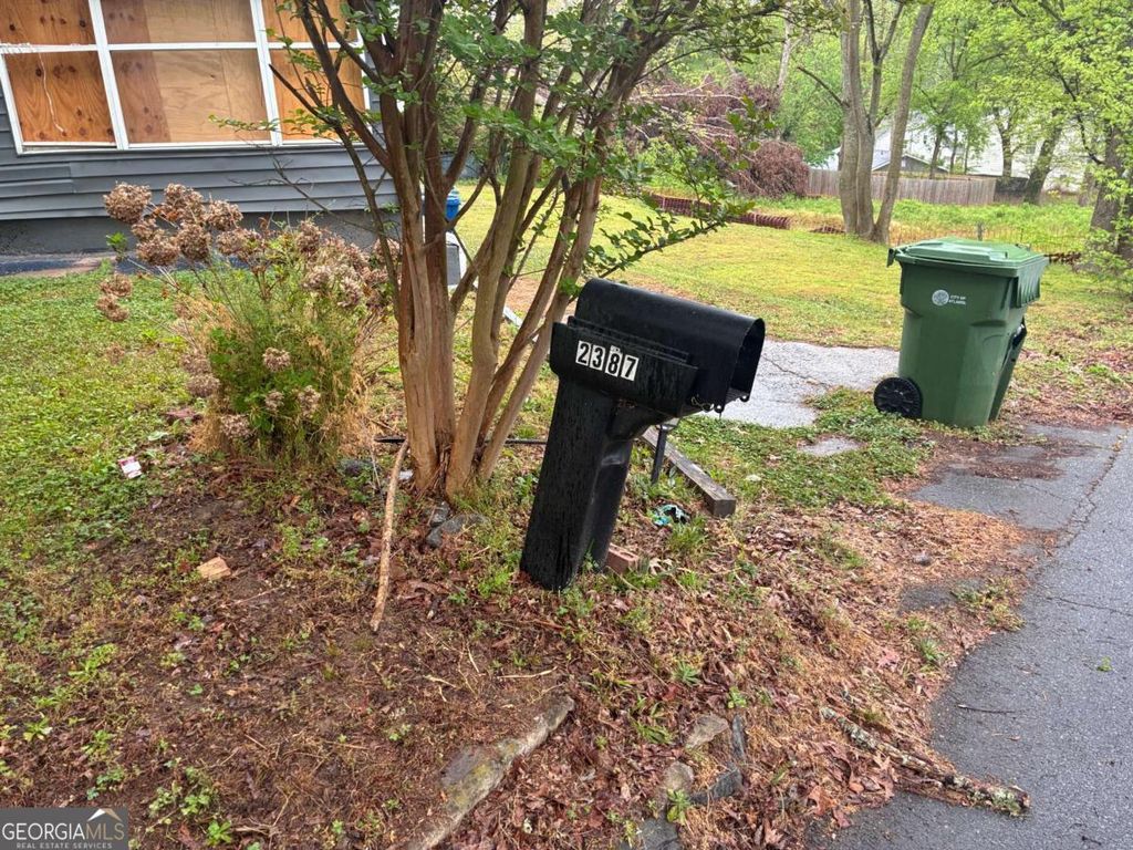 Photo of 2387 Saint James Drive NW, Atlanta, GA 30318 (MLS # 10736148)