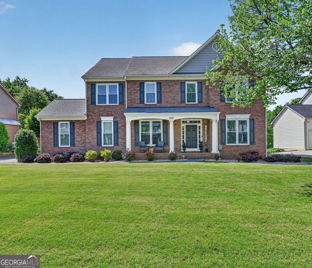 Photo of 1251 Fieldcrest Court, Suwanee, GA 30024 (MLS # 10766840)