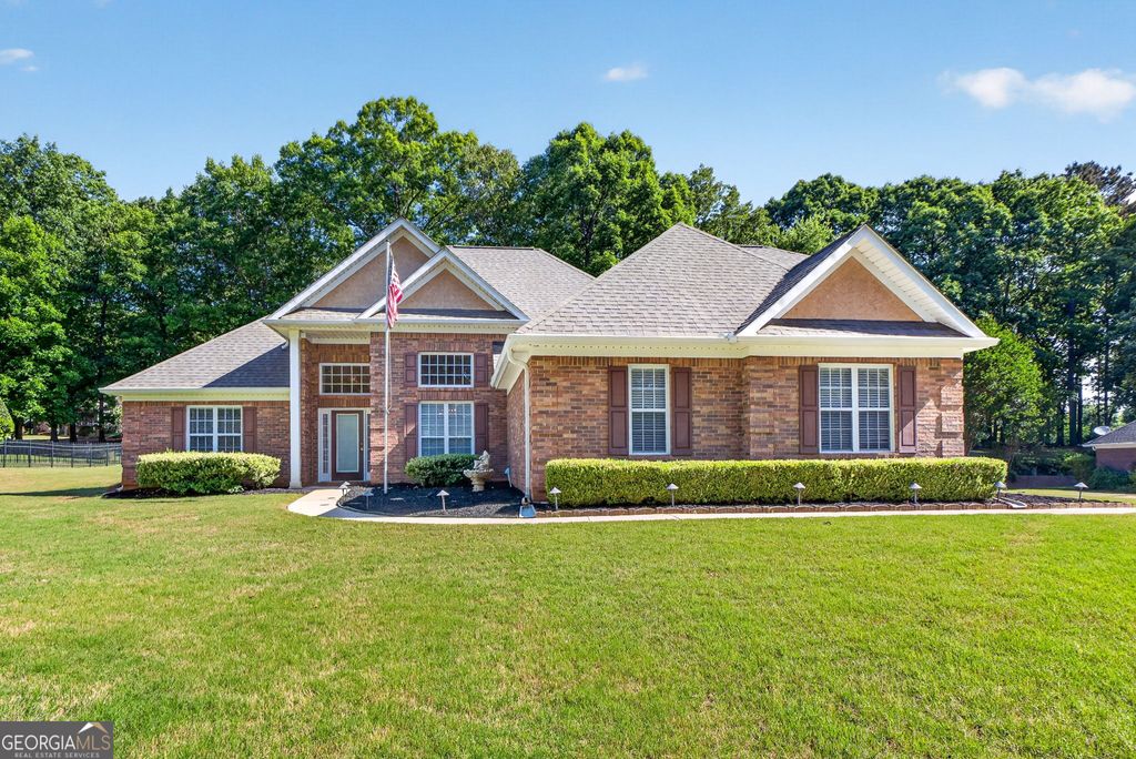 Photo of 1625 Lake Dow Road, McDonough, GA 30252 (MLS # 10758172)