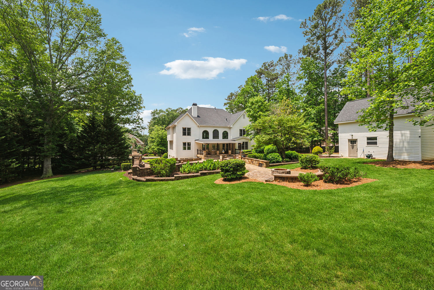 Milton, Georgia 30004, United States, 6 Bedrooms Bedrooms, ,6 BathroomsBathrooms,Residential,Pending,141697