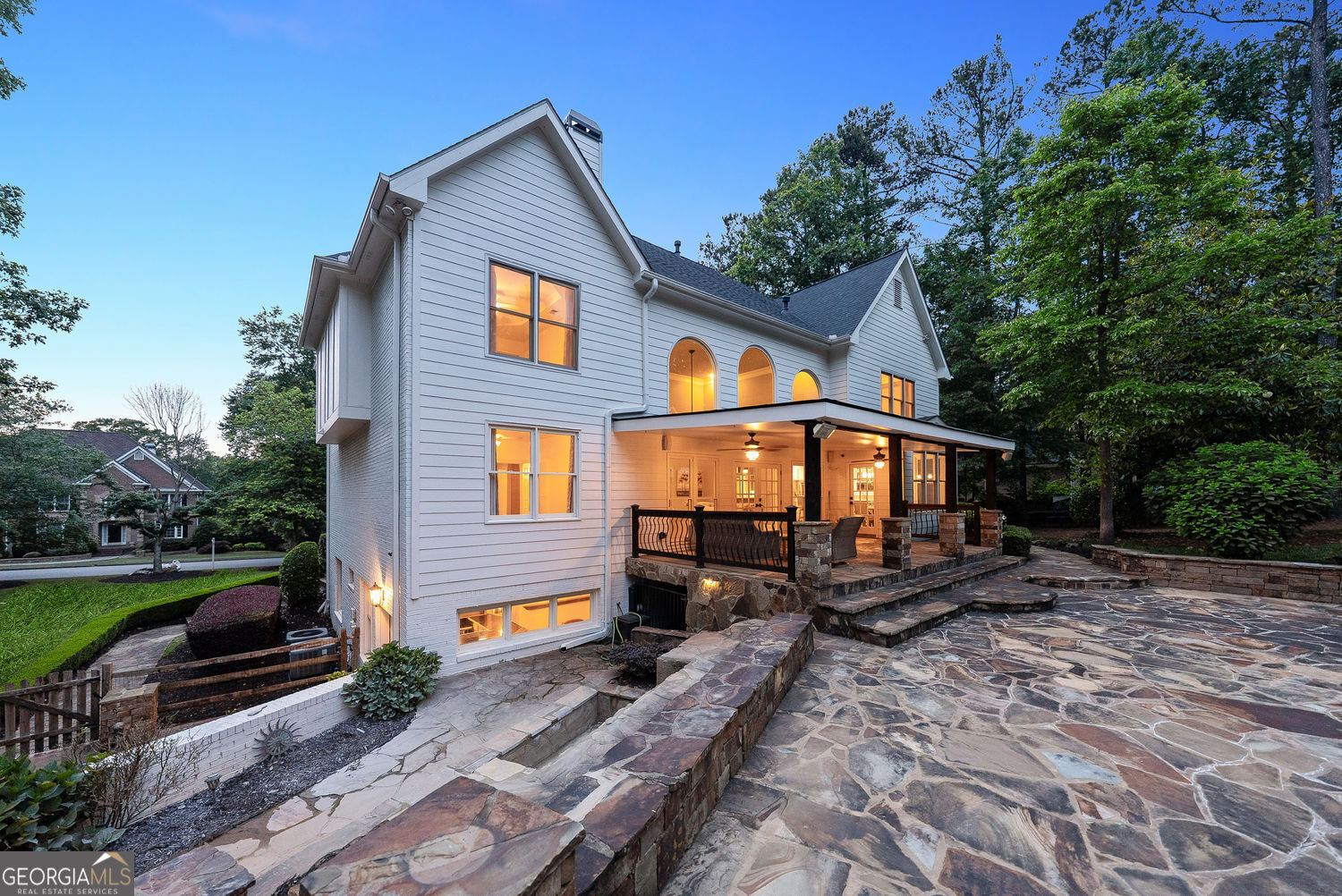 Milton, Georgia 30004, United States, 6 Bedrooms Bedrooms, ,6 BathroomsBathrooms,Residential,Pending,141697