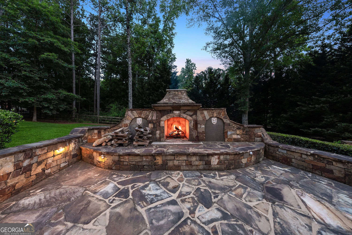 Milton, Georgia 30004, United States, 6 Bedrooms Bedrooms, ,6 BathroomsBathrooms,Residential,Pending,141697