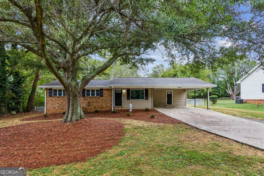 Photo of 588 Burnt Hickory Road, Powder Springs, GA 30127 (MLS # 10651466)