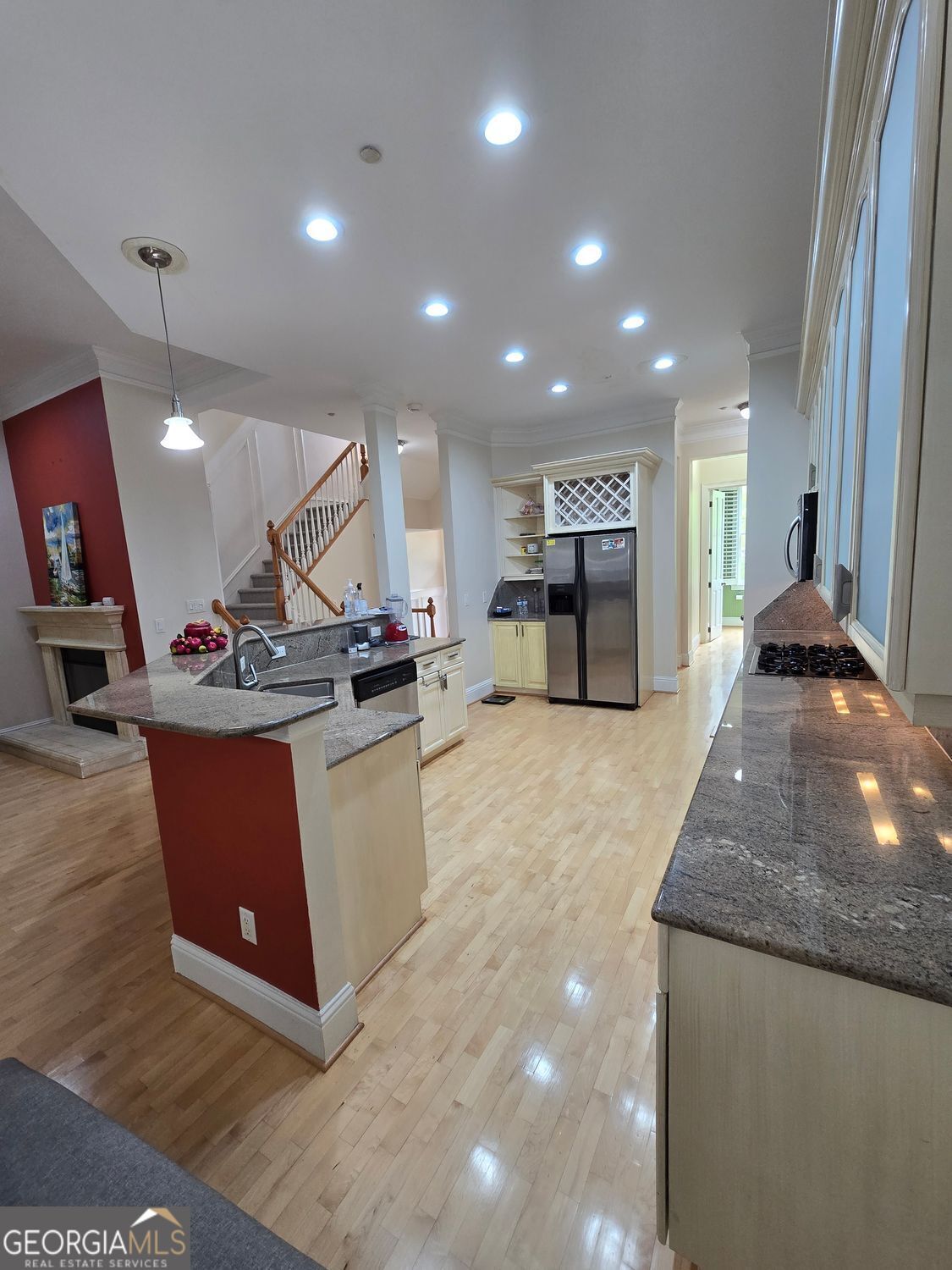 1042 Emory Parc PL