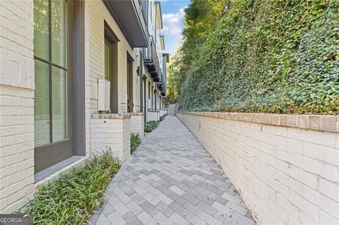 Photo of 574 Boulevard Place NE #3, Atlanta, GA 30308 (MLS # 10631132) Photo of 574 Boulevard Place NE #3, Atlanta, GA 30308 (MLS # 10631132)