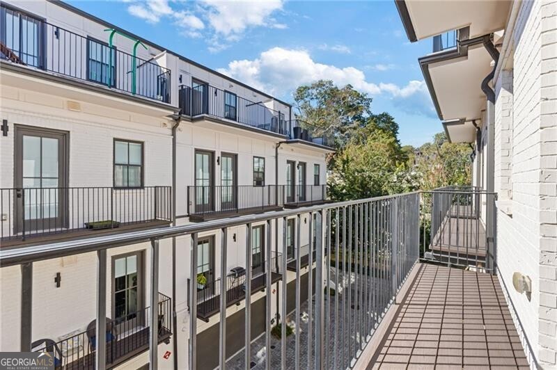 The Views on Ponce - Residential