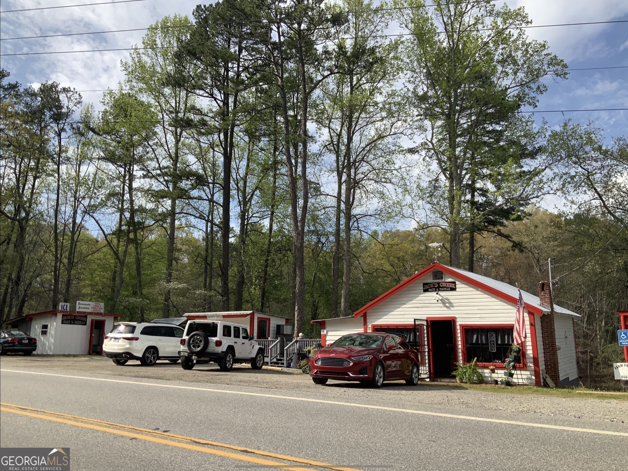 2532 Highway 325