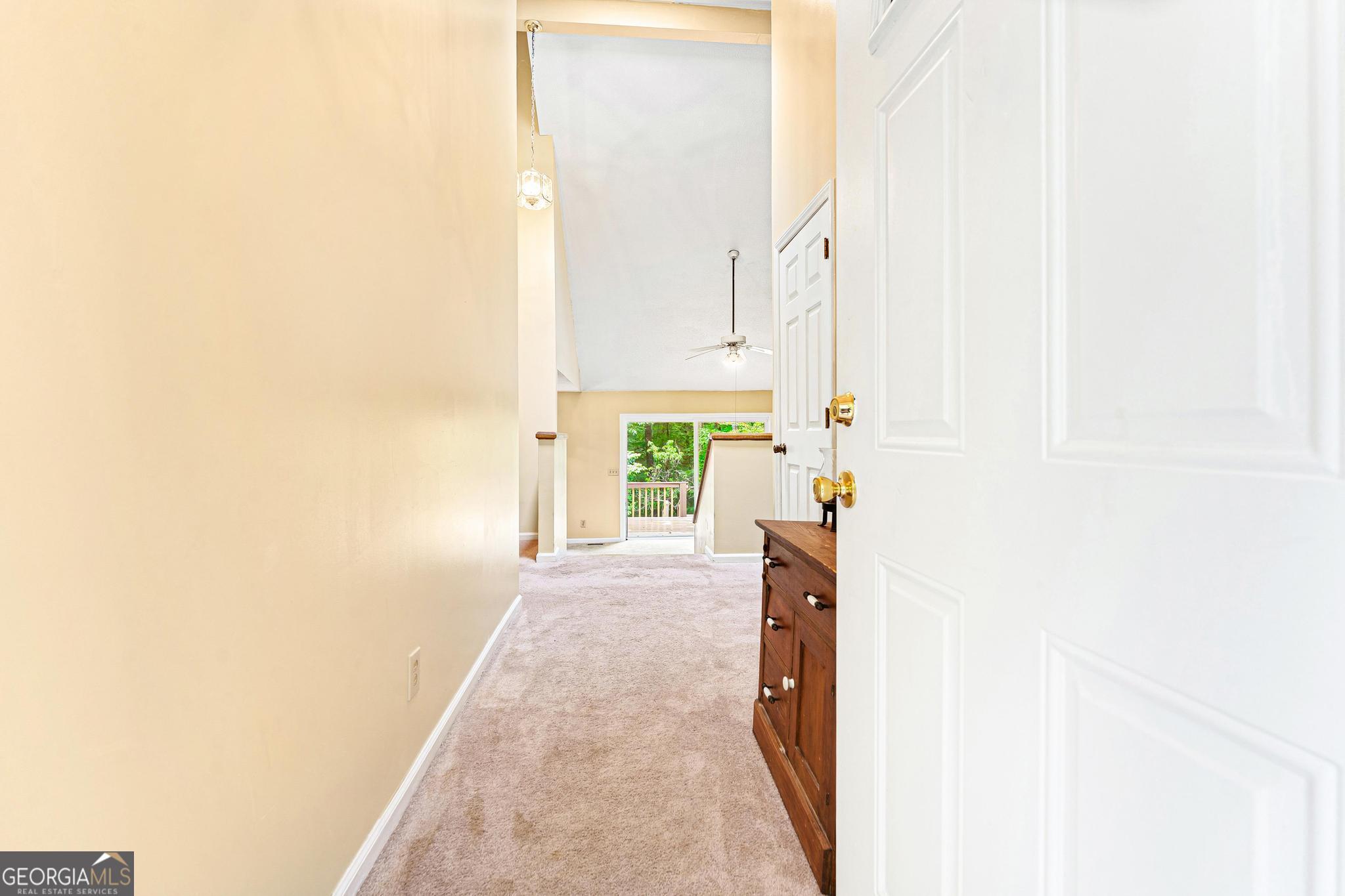 251 Cherokee DR