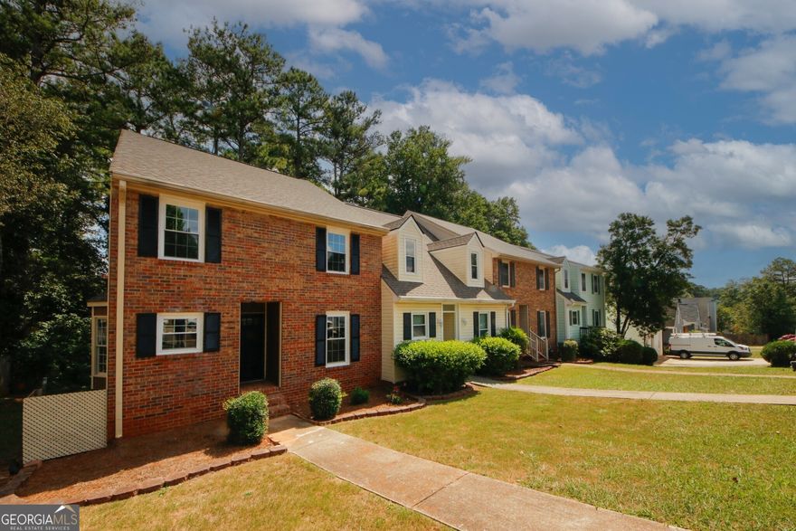 Great opportunity for a Townhouse in the City of Marietta: ~ 4 Bedrooms / 3 Full Baths / 2 Half Baths ~ 3000+ SQFT of Finished Area ~ Updated Kitchen with New Cabinets/Pantry, Quartz Countertop, etc. ~ Oversized Master Bedroom ~ A/C Units installed in 2023 ~ Screened Backyard Deck ~ No HOA Dues ~ And More.... Conveniently located near Marietta High School and A.L. Burruss Elementary School, Laurel Park, Dining, and Shopping. Don't delay in seeing this one...