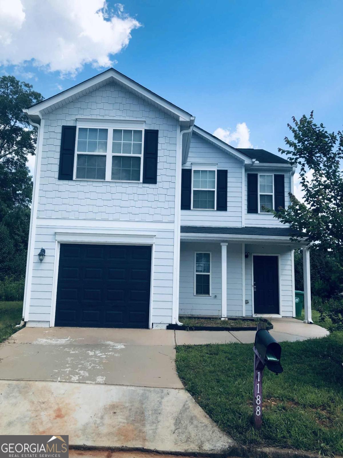 The main floor has a spacious great room that opens up into the kitchen. The laundry room and half bath are also on the main floor. The second floor features an owner's suite with a walk-in closet, as well as 2 additional bedrooms and a bonus room.
