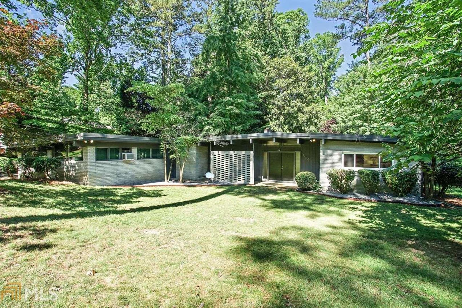 Photo 1 of 1 — 1400 Montevallo Cir, Decatur, GA 30033