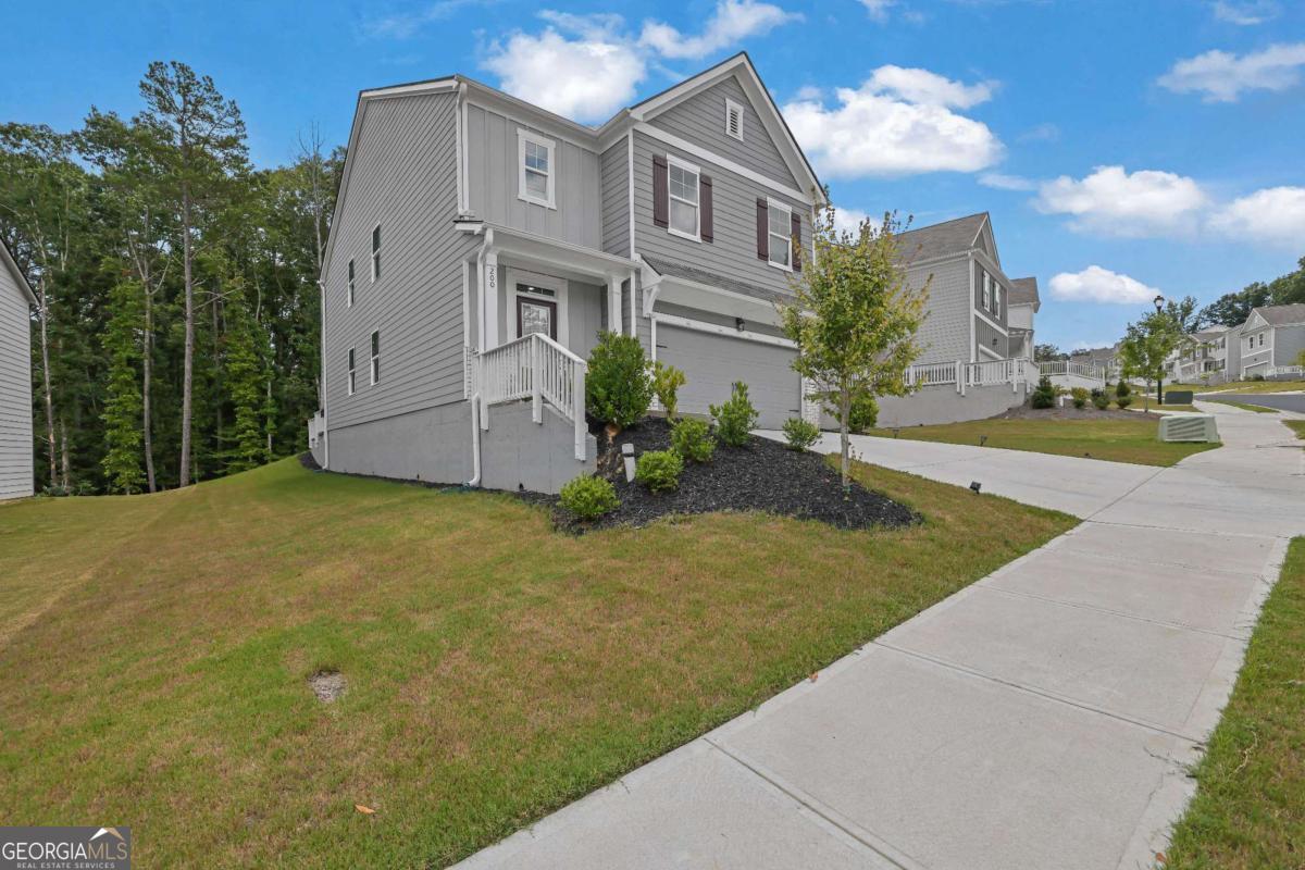 200 Shadwood PL