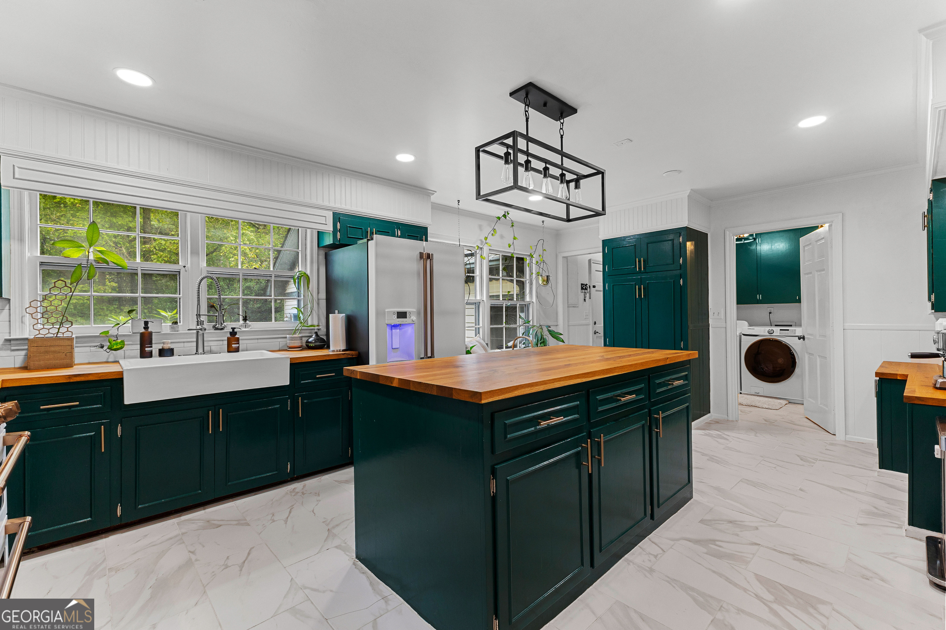 Newnan, Georgia 30265, United States, 3 Bedrooms Bedrooms, ,3 BathroomsBathrooms,Residential,Active,188526