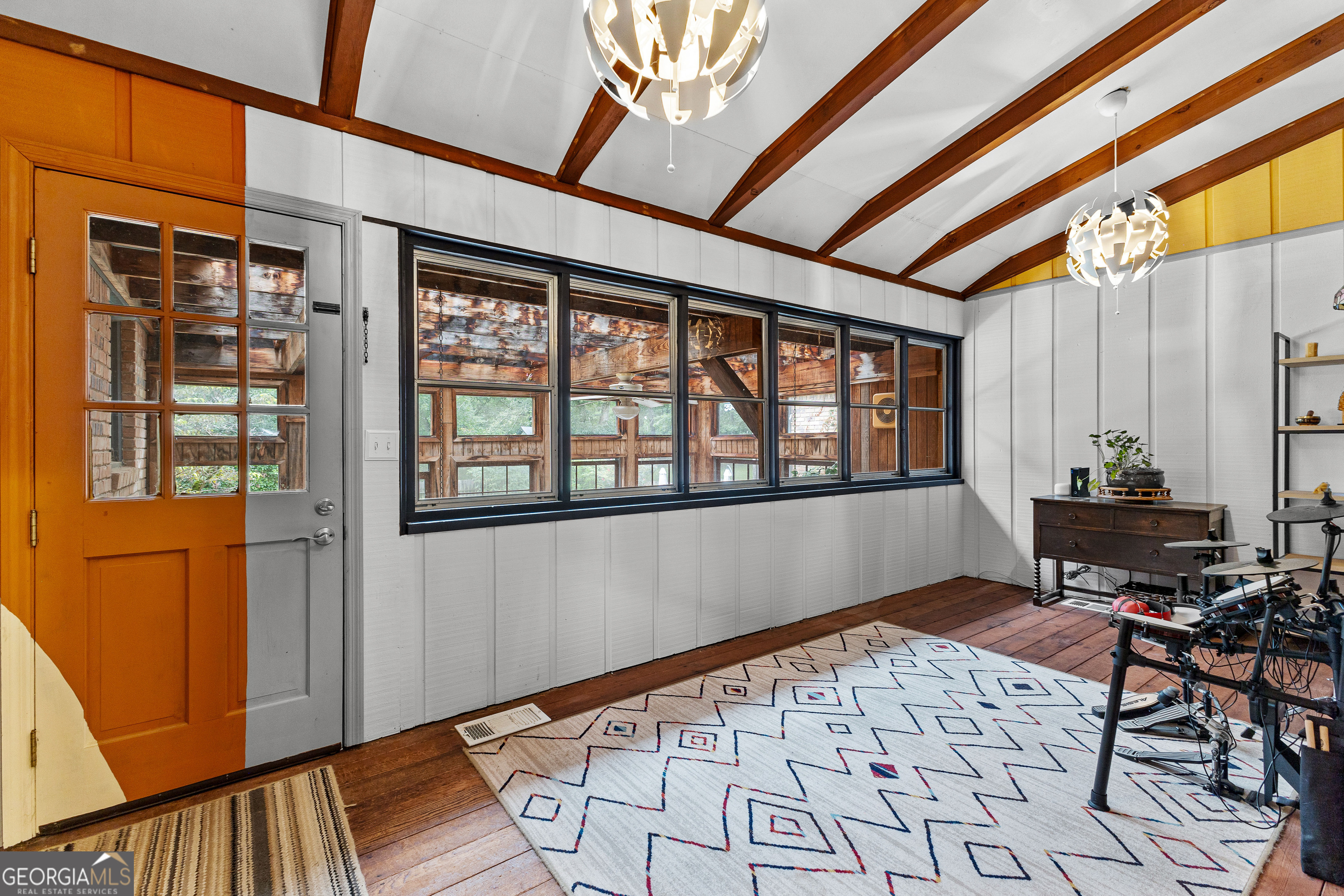 Newnan, Georgia 30265, United States, 3 Bedrooms Bedrooms, ,3 BathroomsBathrooms,Residential,Active,188526