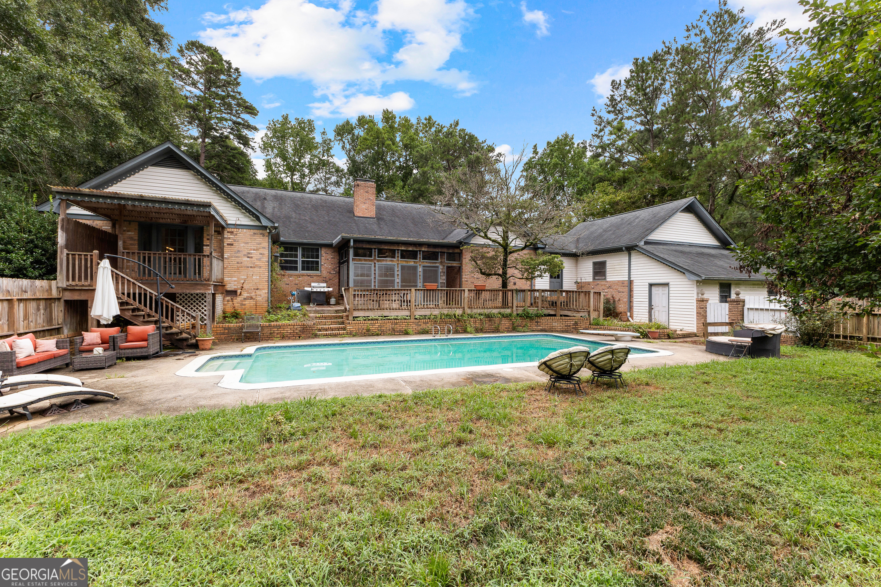 Newnan, Georgia 30265, United States, 3 Bedrooms Bedrooms, ,3 BathroomsBathrooms,Residential,Active,188526