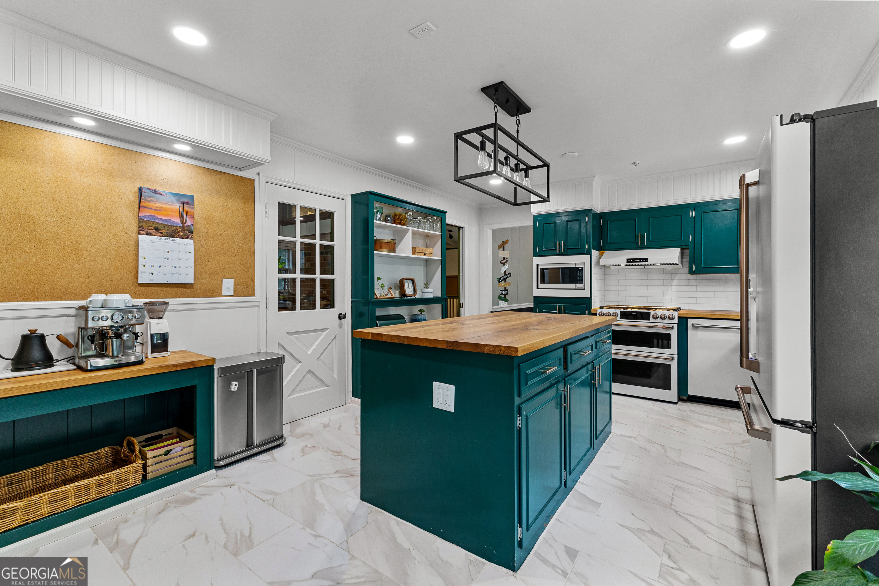 Newnan, Georgia 30265, United States, 3 Bedrooms Bedrooms, ,3 BathroomsBathrooms,Residential,Active,188526