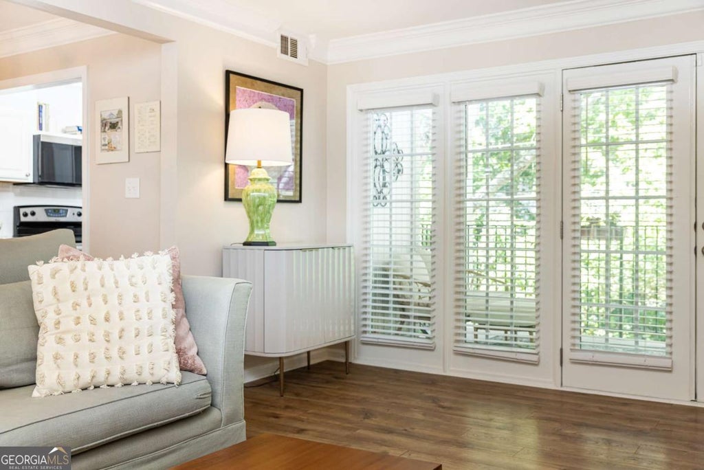 Photo of 311 Peachtree Hills Avenue NE #12F, Atlanta, GA 30305 (MLS # 10794414)