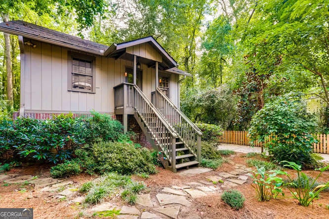 Photo of 203 E Davis UNIT B Street, Decatur, GA 30030 (MLS # 10810389)