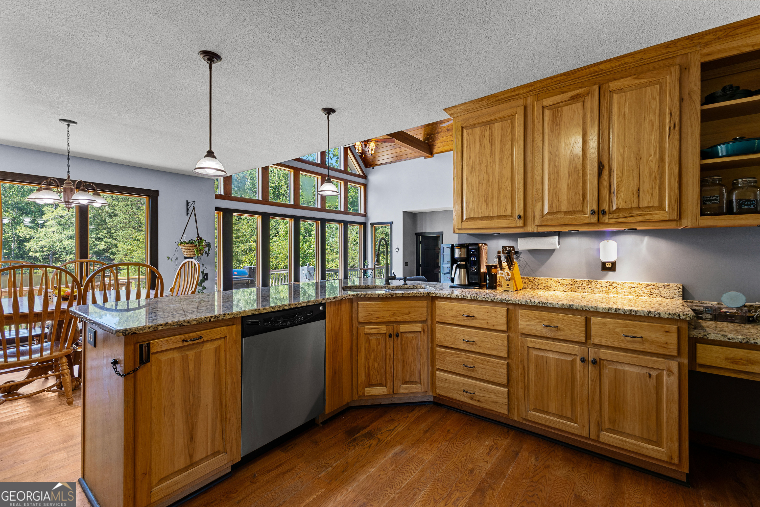 Woodbury, Georgia 30293, United States, 4 Bedrooms Bedrooms, ,4 BathroomsBathrooms,Residential,Active,173038