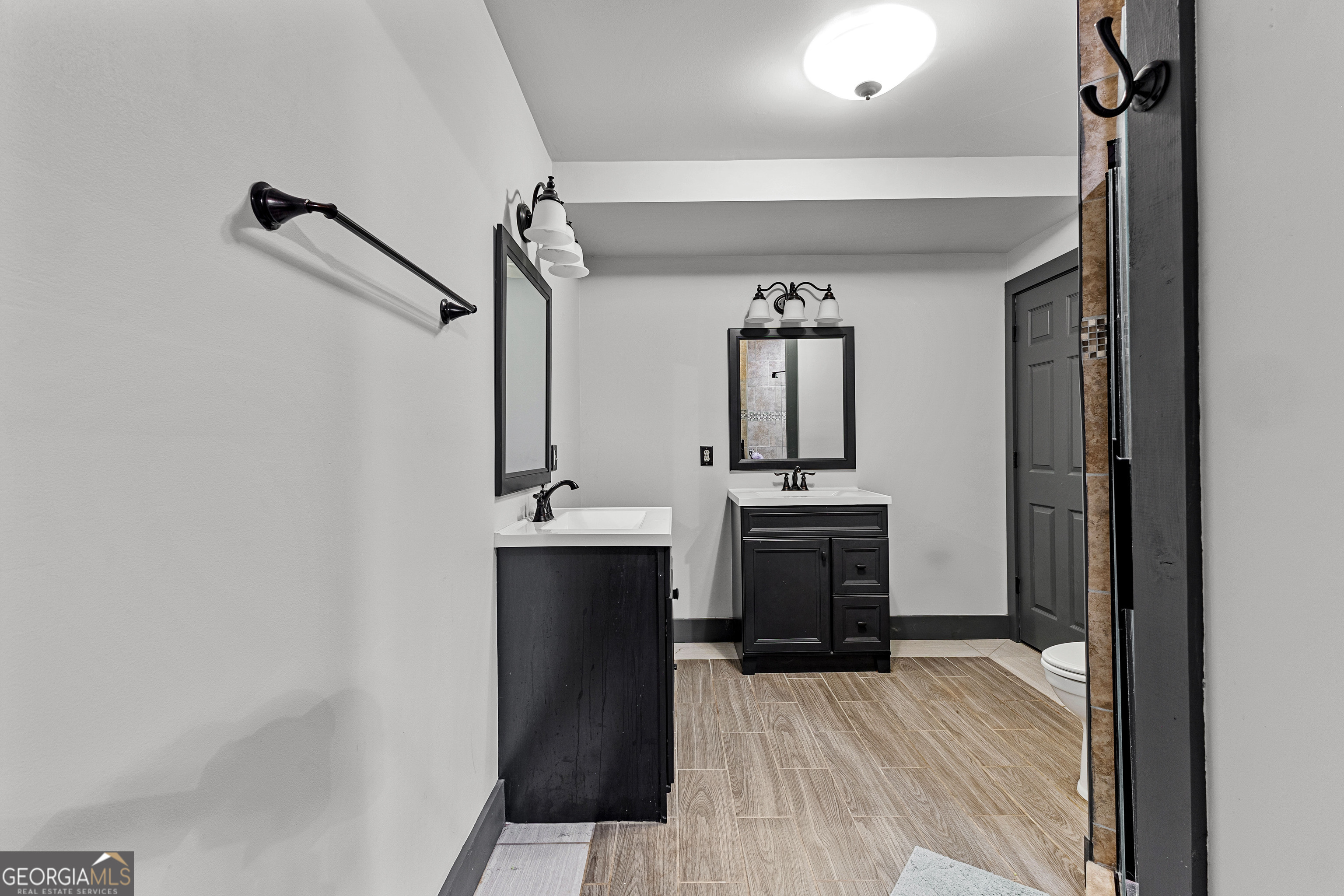 Woodbury, Georgia 30293, United States, 4 Bedrooms Bedrooms, ,4 BathroomsBathrooms,Residential,Active,173038