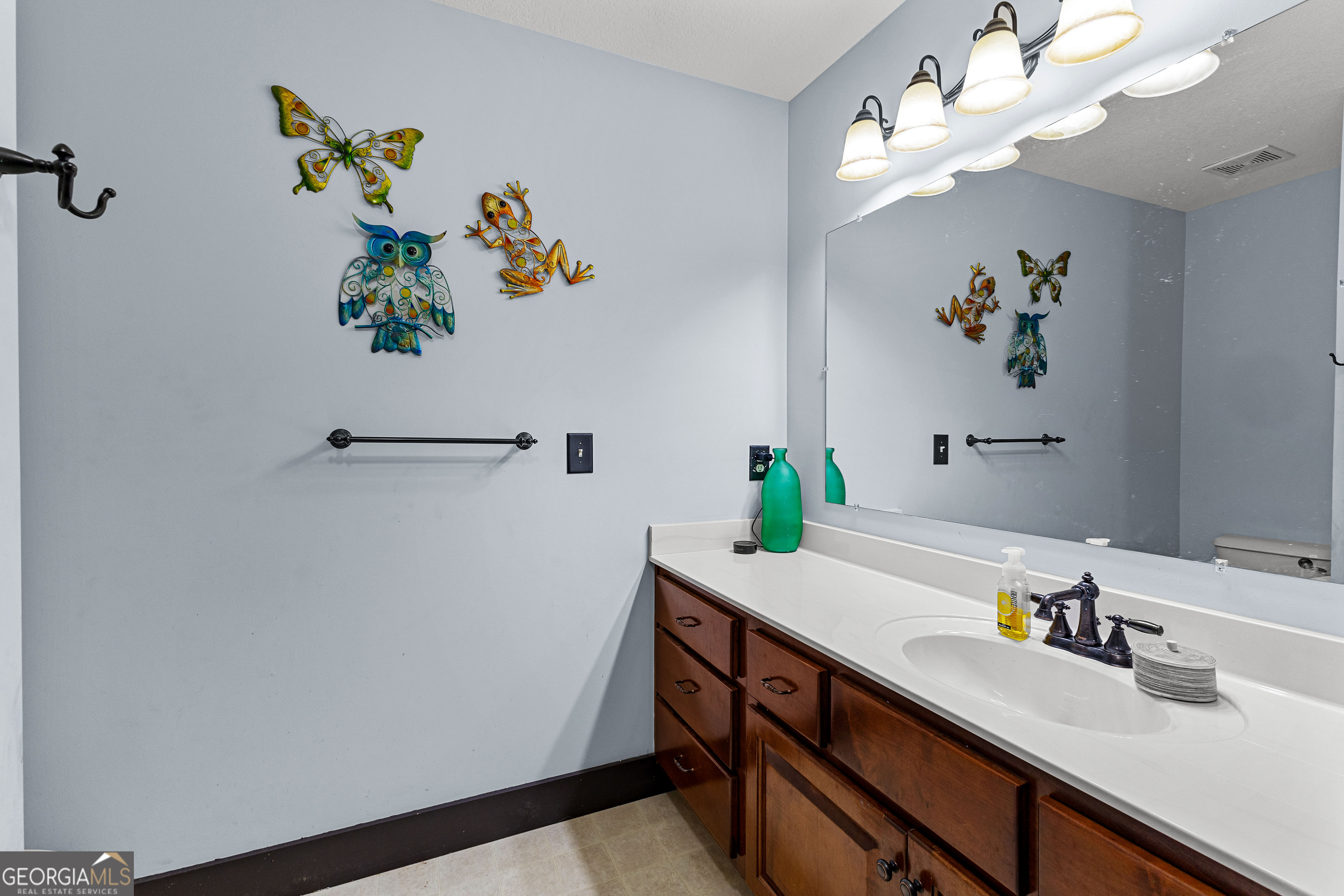 Woodbury, Georgia 30293, United States, 4 Bedrooms Bedrooms, ,4 BathroomsBathrooms,Residential,Active,173038