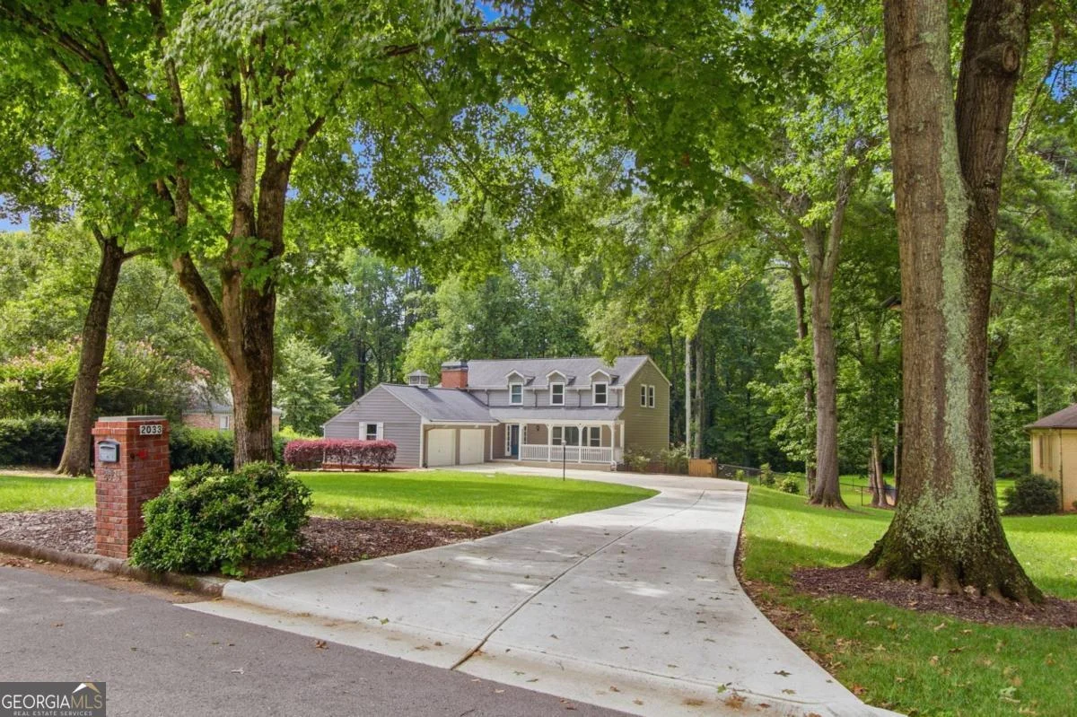 2033 Hessian Court