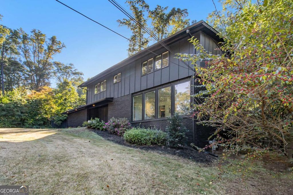 Photo of 3555 Eaglerock Drive, Atlanta, GA 30340 (MLS # 10625862)