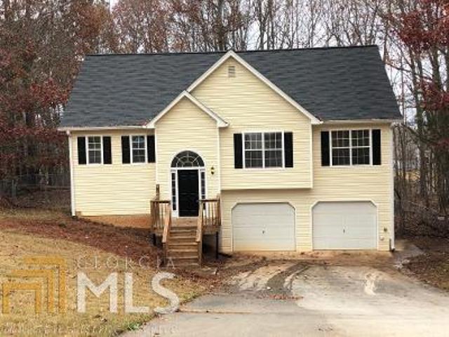 Like new, perfect starter home. 3 bdrm.2 baths split bedroom plan. New interior paint, new vinyl floor-coverings in kitchen and bathrooms, new carpet. New countertops in kitchen and bathrooms. New sinks in kitchen and bathrooms. New toilets. Finished family room and office downstairs. Roof only 1 year old, Central air-conditioner 1 year old. Water-heater 1 year old. Fenced back yard. Great neighborhood with no homeowners association fees.