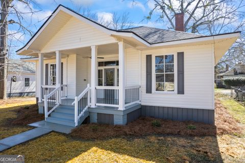 Photo of 34 N Broad Street, Porterdale, GA 30014 (MLS # 10629223) Photo of 34 N Broad Street, Porterdale, GA 30014 (MLS # 10629223)