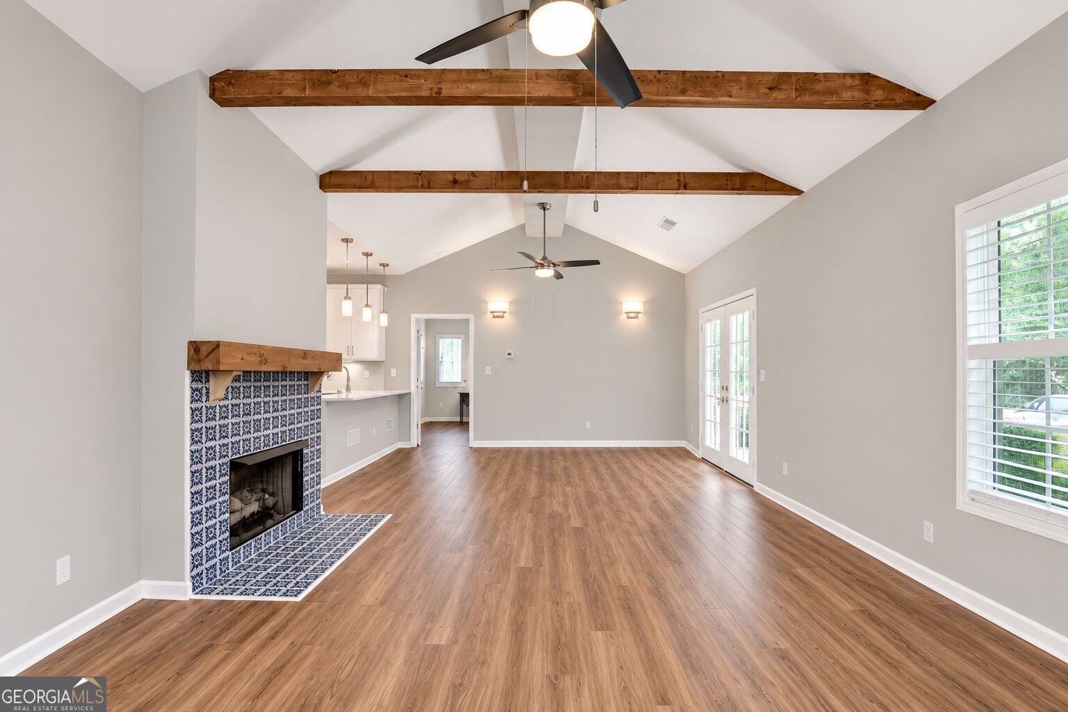 3321 Raes Creek RD BLDG 11