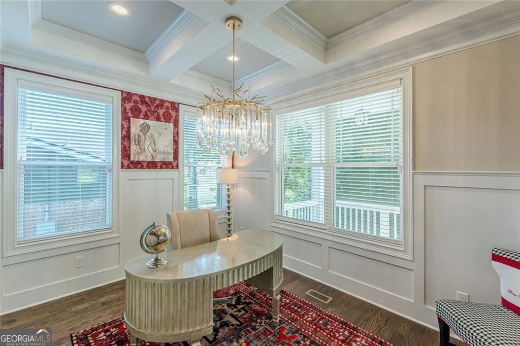 Atlanta, Georgia 30316, United States, 5 Bedrooms Bedrooms, ,4 BathroomsBathrooms,Residential,Pending,250954